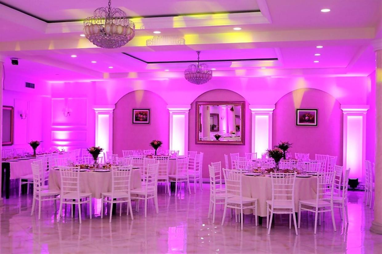 Prince Hotel Тирана Екстериор снимка